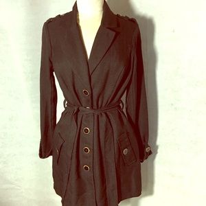 Lightweight Women’s Trench Coat